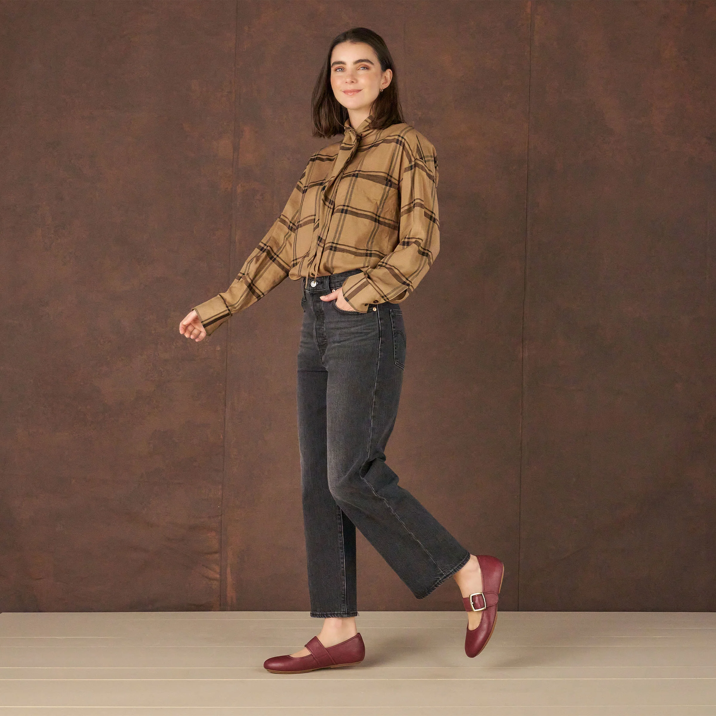 Matilda Sangria Leather - Image 2